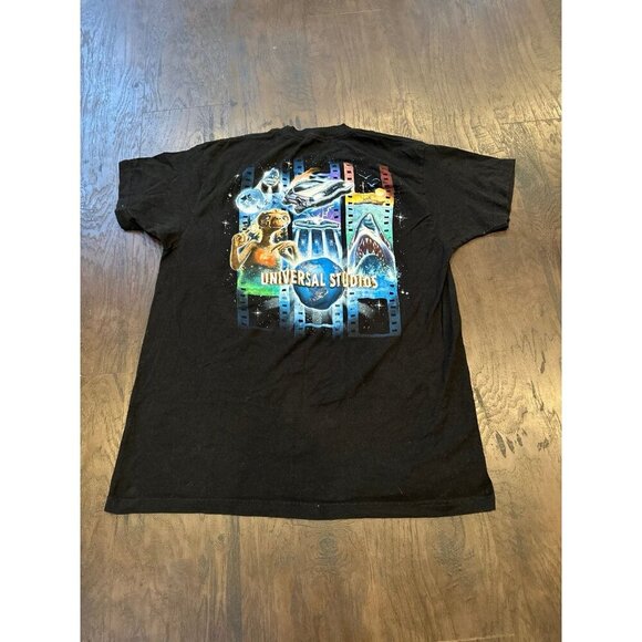 Universal Studios T Shirt Black Double Sided E Jaws Doloreon Earth - Picture 1 of 3